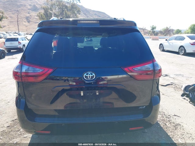 Продажа на аукционе авто 2016 Toyota Sienna Xle 8 Passenger, vin: 5TDYK3DC5GS695361, номер лота: 46067635