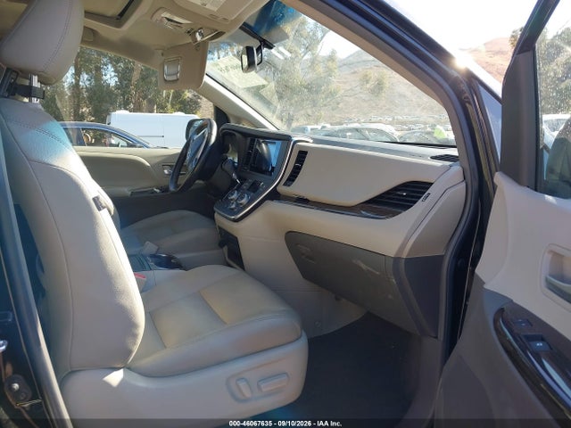 Продажа на аукционе авто 2016 Toyota Sienna Xle 8 Passenger, vin: 5TDYK3DC5GS695361, номер лота: 46067635