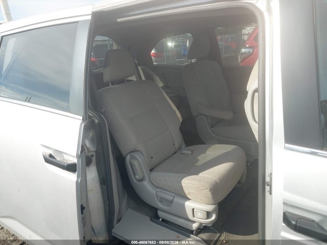 46067653 :رقم المزاد ، 5FNRL5H28DB028850 vin ، 2013 Honda Odyssey Lx مزاد بيع