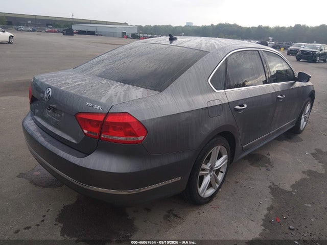 Продаж на аукціоні авто 2015 Volkswagen Passat 2.0l Tdi Sel Premium, vin: 1VWCV7A38FC064727, номер лоту: 46067654