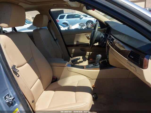 2009 Bmw 328i მანქანა იყიდება აუქციონზე, vin: WBAPH53559A435001, აუქციონის ნომერი: 46067661