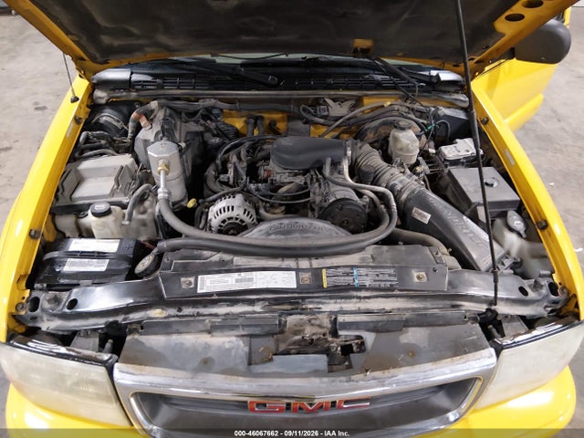 46067662 :رقم المزاد ، 1GTCT19X138191282 vin ، 2003 Gmc Sonoma Sls مزاد بيع