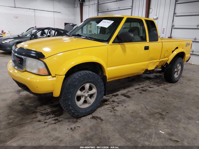 46067662 :رقم المزاد ، 1GTCT19X138191282 vin ، 2003 Gmc Sonoma Sls مزاد بيع