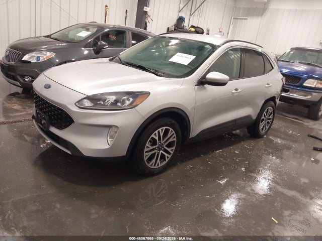46067665 :رقم المزاد ، 1FMCU9H9XLUB19336 vin ، 2020 Ford Escape Sel مزاد بيع