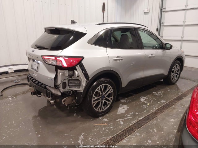 46067665 :رقم المزاد ، 1FMCU9H9XLUB19336 vin ، 2020 Ford Escape Sel مزاد بيع