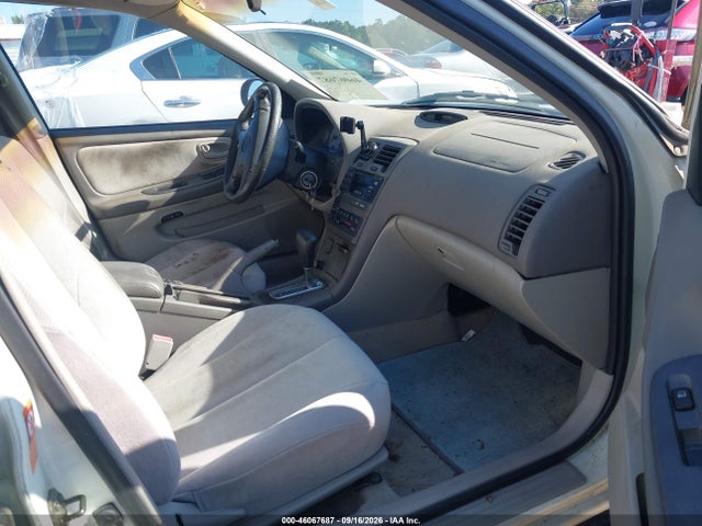 46067687 :رقم المزاد ، JN1CA31A2YT015244 vin ، 2000 Nissan Maxima Gle/gxe/se مزاد بيع