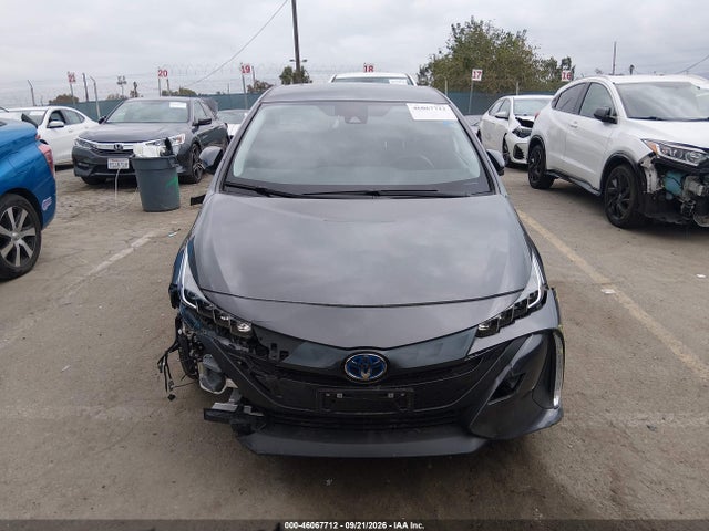 JTDKAMFP1N3198093 Toyota Prius Prime Le