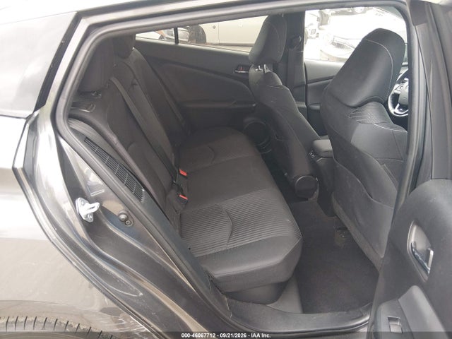 JTDKAMFP1N3198093 Toyota Prius Prime Le