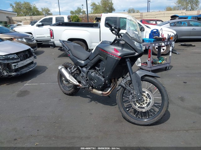 Honda Xl750 2024 JH2RD1619RK104030 Image 8