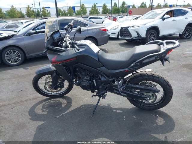 Honda Xl750 2024 JH2RD1619RK104030 Image 9