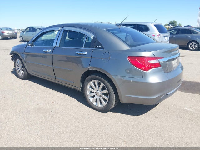 2013 Chrysler 200 Touring მანქანა იყიდება აუქციონზე, vin: 1C3CCBBB6DN588739, აუქციონის ნომერი: 46067800