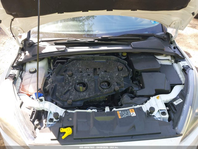46067803 :رقم المزاد ، 1FADP3L9XGL383369 vin ، 2016 Ford Focus St مزاد بيع