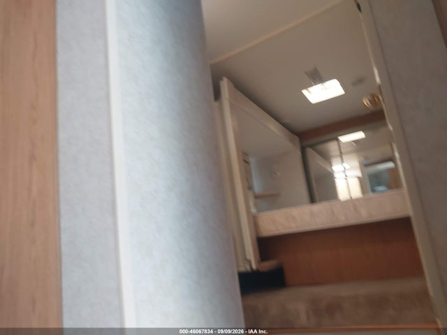 2001 Jayco Desire მანქანა იყიდება აუქციონზე, vin: 1UJCJ02R511K60170, აუქციონის ნომერი: 46067834