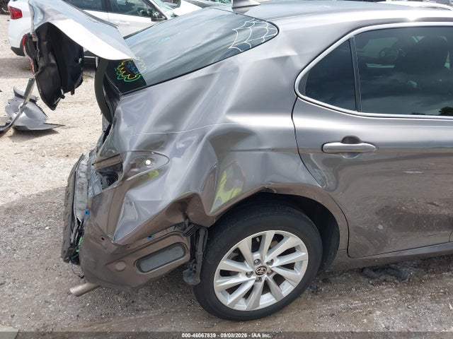 Продажа на аукционе авто 2021 Toyota Camry Le, vin: 4T1C11AK9MU600199, номер лота: 46067839