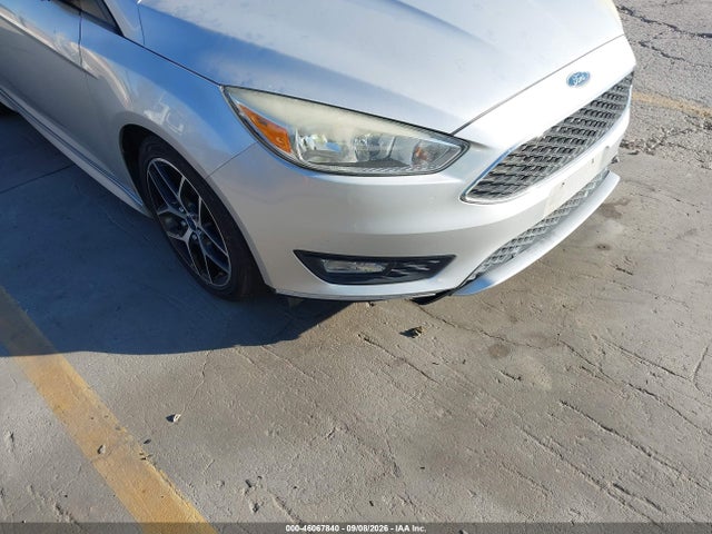 Ford FOCUS SE 2015 1FADP3F26FL249097 Image 6