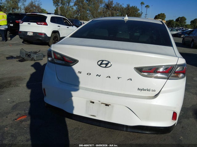 Продажа на аукционе авто 2018 Hyundai Sonata Hybrid Se, vin: KMHE24L36JA078609, номер лота: 46067877
