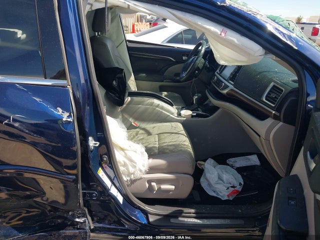 Aukcja sprzedaży 2015 Toyota Highlander Limited V6, vin: 5TDDKRFH4FS104641, numer aukcji: 46067906