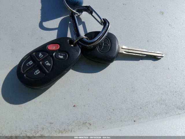 2014 Toyota Sienna Xle 7 Passenger მანქანა იყიდება აუქციონზე, vin: 5TDDK3DC9ES092523, აუქციონის ნომერი: 46067920