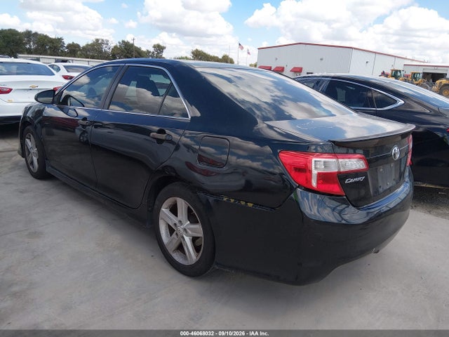46068032 :رقم المزاد ، 4T1BF1FK5CU192885 vin ، 2012 Toyota Camry Se مزاد بيع