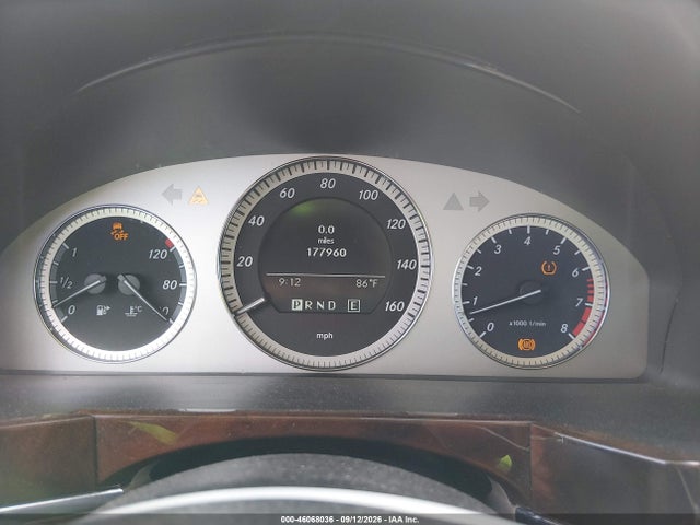 2011 Mercedes-benz Glk 350 მანქანა იყიდება აუქციონზე, vin: WDCGG5GBXBF562237, აუქციონის ნომერი: 46068036