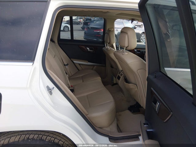 2011 Mercedes-benz Glk 350 მანქანა იყიდება აუქციონზე, vin: WDCGG5GBXBF562237, აუქციონის ნომერი: 46068036