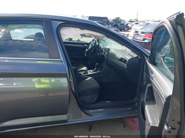 46068062 :رقم المزاد ، 3VWC57BU4MM005077 vin ، 2021 Volkswagen Jetta 1.4t R-line/1.4t S/1.4t Se مزاد بيع
