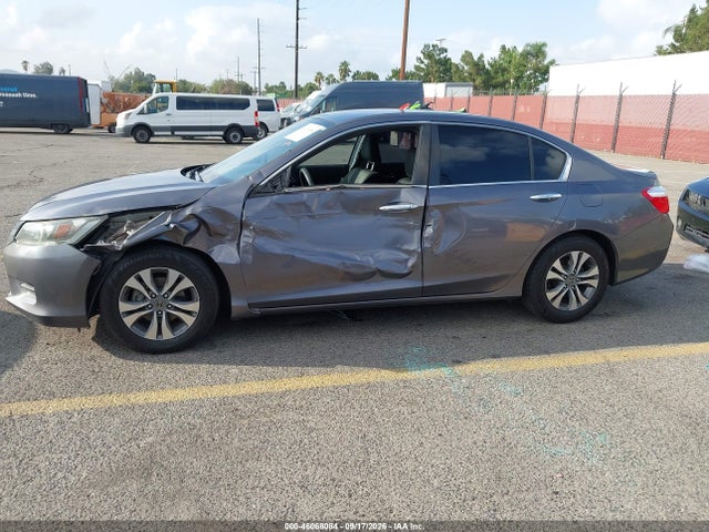46068084 :رقم المزاد ، 1HGCR2E37FA252706 vin ، 2015 Honda Accord Lx مزاد بيع