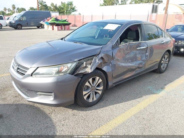 46068084 :رقم المزاد ، 1HGCR2E37FA252706 vin ، 2015 Honda Accord Lx مزاد بيع