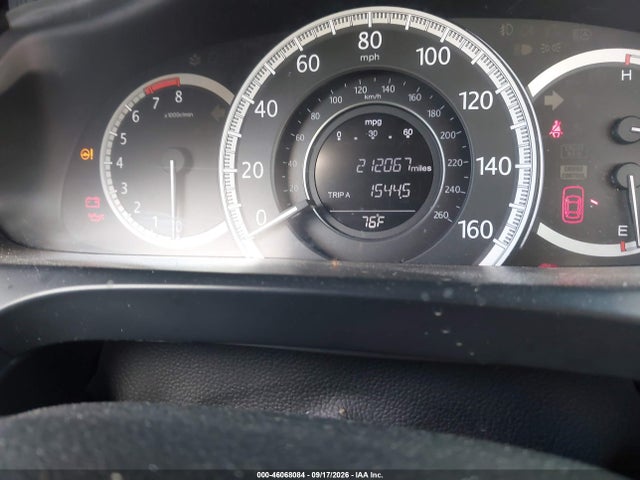 46068084 :رقم المزاد ، 1HGCR2E37FA252706 vin ، 2015 Honda Accord Lx مزاد بيع