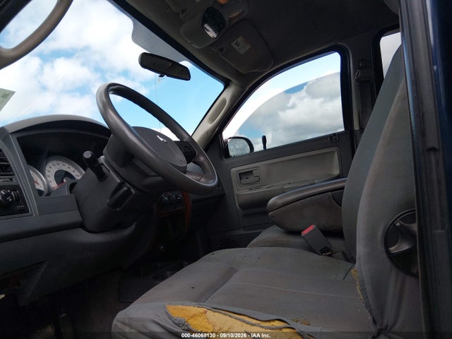 2005 Dodge Dakota Slt მანქანა იყიდება აუქციონზე, vin: 1D7HE48N35S205583, აუქციონის ნომერი: 46068130