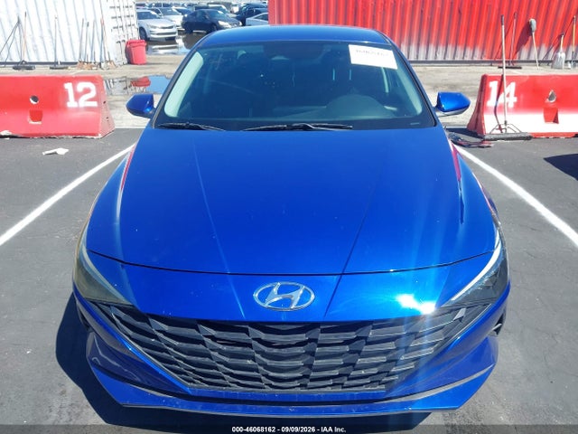 5NPLM4AG2MH000319 Hyundai ELANTRA SEL