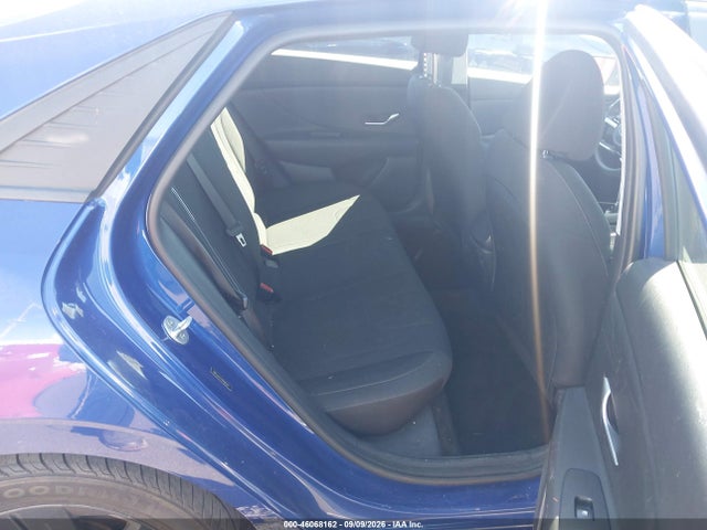 5NPLM4AG2MH000319 Hyundai ELANTRA SEL