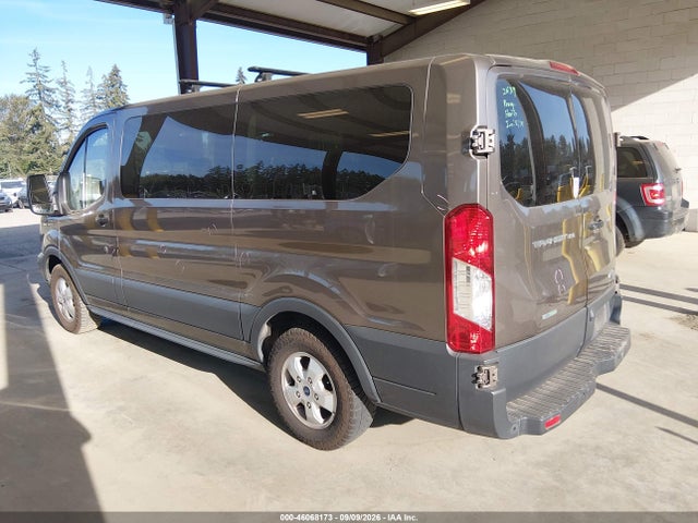 1FMZK1YG4JKA80882 Ford Transit-150 Xlt