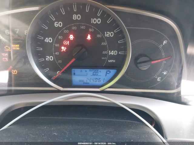 JTMZFREV7ED031552 Toyota RAV4 LE