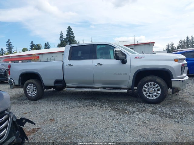 46068185 :رقم المزاد ، 1GC4YUEY1NF355215 vin ، 2022 Chevrolet Silverado 3500hd 4wd  Long Bed Ltz مزاد بيع