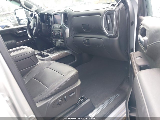46068185 :رقم المزاد ، 1GC4YUEY1NF355215 vin ، 2022 Chevrolet Silverado 3500hd 4wd  Long Bed Ltz مزاد بيع