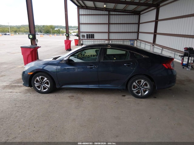 2017 Honda Civic Lx მანქანა იყიდება აუქციონზე, vin: 19XFC2F55HE002412, აუქციონის ნომერი: 46068193