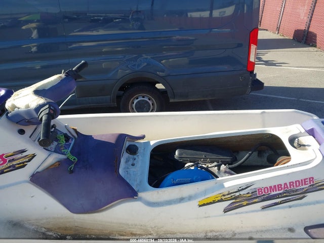 46068194 :رقم المزاد ، ZZN09497H001 vin ، 2001 Bombardier Sea-doo Gtx 4tec مزاد بيع