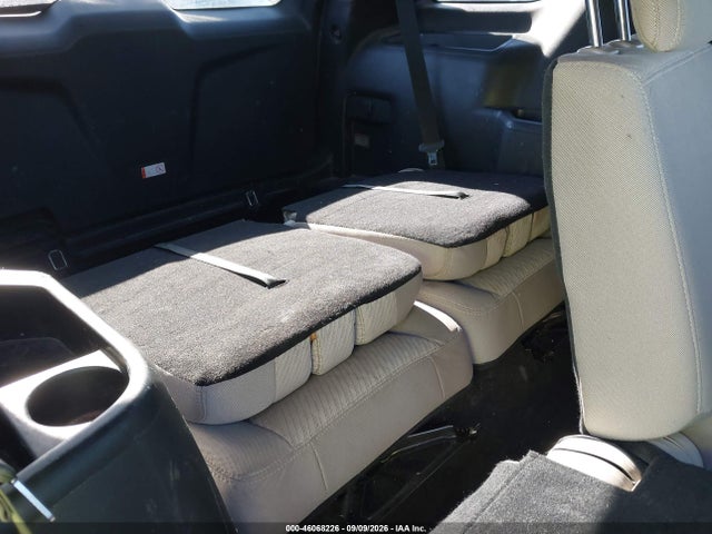Ford Explorer 2018 1FM5K8B82JGA57130 Image 18