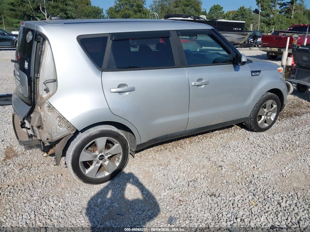 Продажа на аукционе авто 2017 Kia Soul, vin: KNDJN2A24H7415231, номер лота: 46068231
