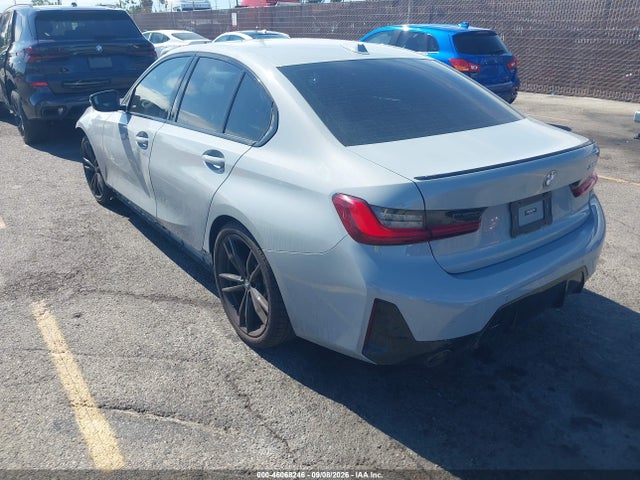 BMW 330I 2023 3MW69FF03P8D06410 Image 3