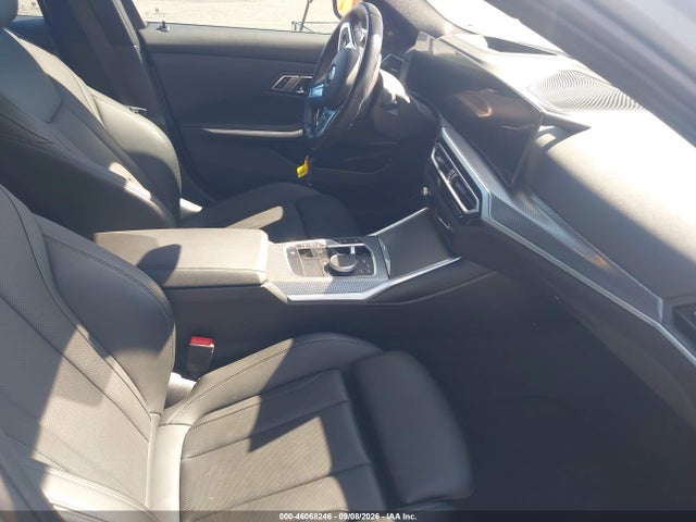 BMW 330I 2023 3MW69FF03P8D06410 Image 5