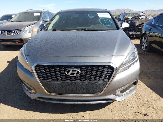 KMHE24L3XHA063783 Hyundai Sonata Hybrid Se