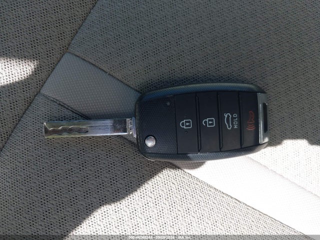 Продаж на аукціоні авто 2016 Kia Optima Lx, vin: 5XXGT4L33GG049544, номер лоту: 46068284