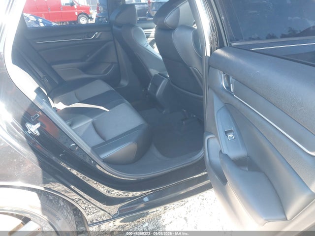 46068323 :رقم المزاد ، 1HGCV1F33JA029964 vin ، 2018 Honda Accord Sport مزاد بيع