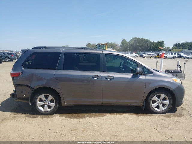 Продажа на аукционе авто 2015 Toyota Sienna Le 8 Passenger, vin: 5TDKK3DC0FS664216, номер лота: 46068340