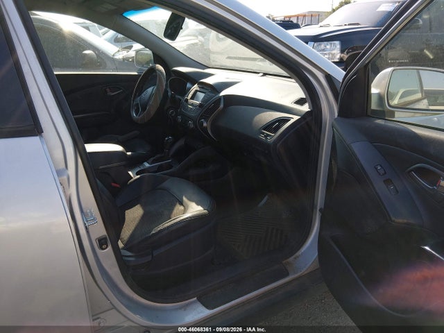 2015 Hyundai Tucson Se მანქანა იყიდება აუქციონზე, vin: KM8JUCAG6FU999629, აუქციონის ნომერი: 46068361