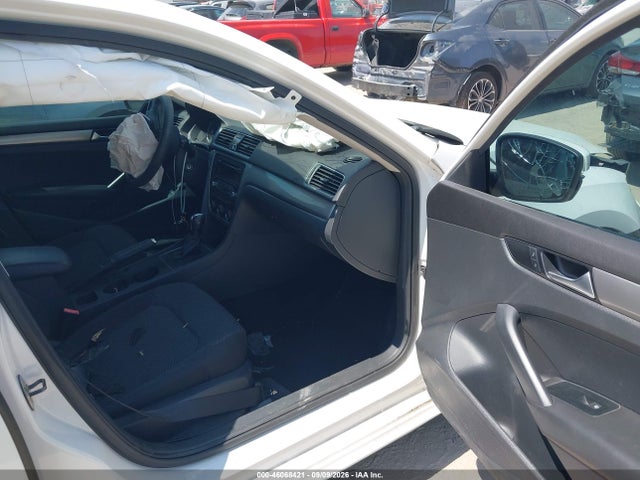 46068421 :رقم المزاد ، 1VWAS7A3XEC039598 vin ، 2014 Volkswagen Passat 1.8t S مزاد بيع