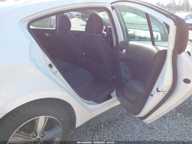 3KPFL4A74JE257627 KIA FORTE LX