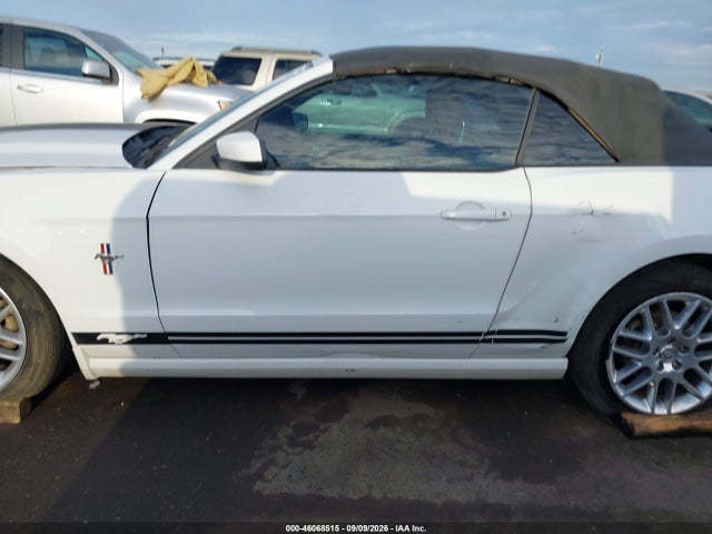 1ZVBP8EM7E5299539 Ford Mustang V6 Premium